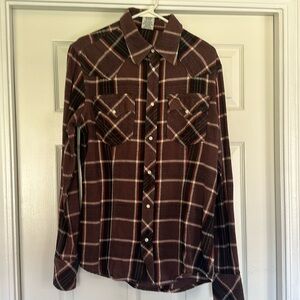 True religion size L long sleeve plaid shirt for men